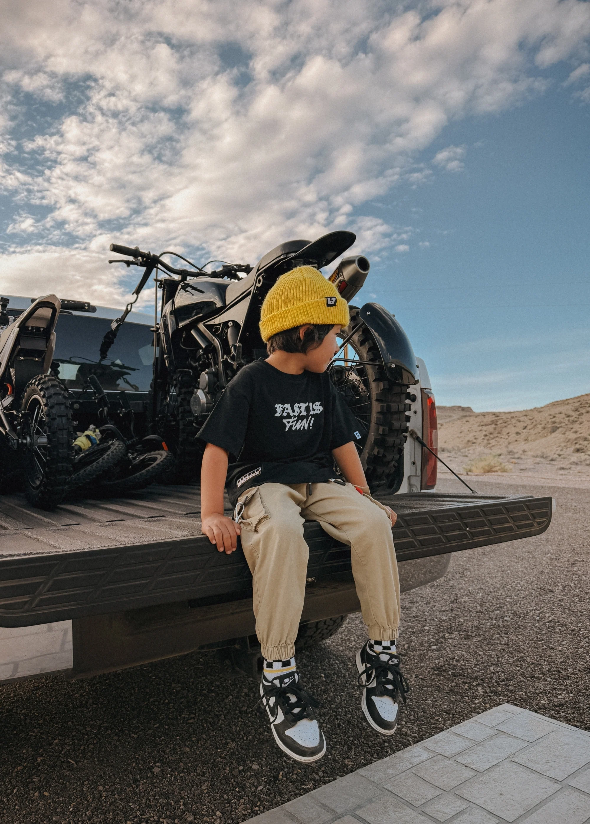 Going Fast Black T-Shirt - Image 11