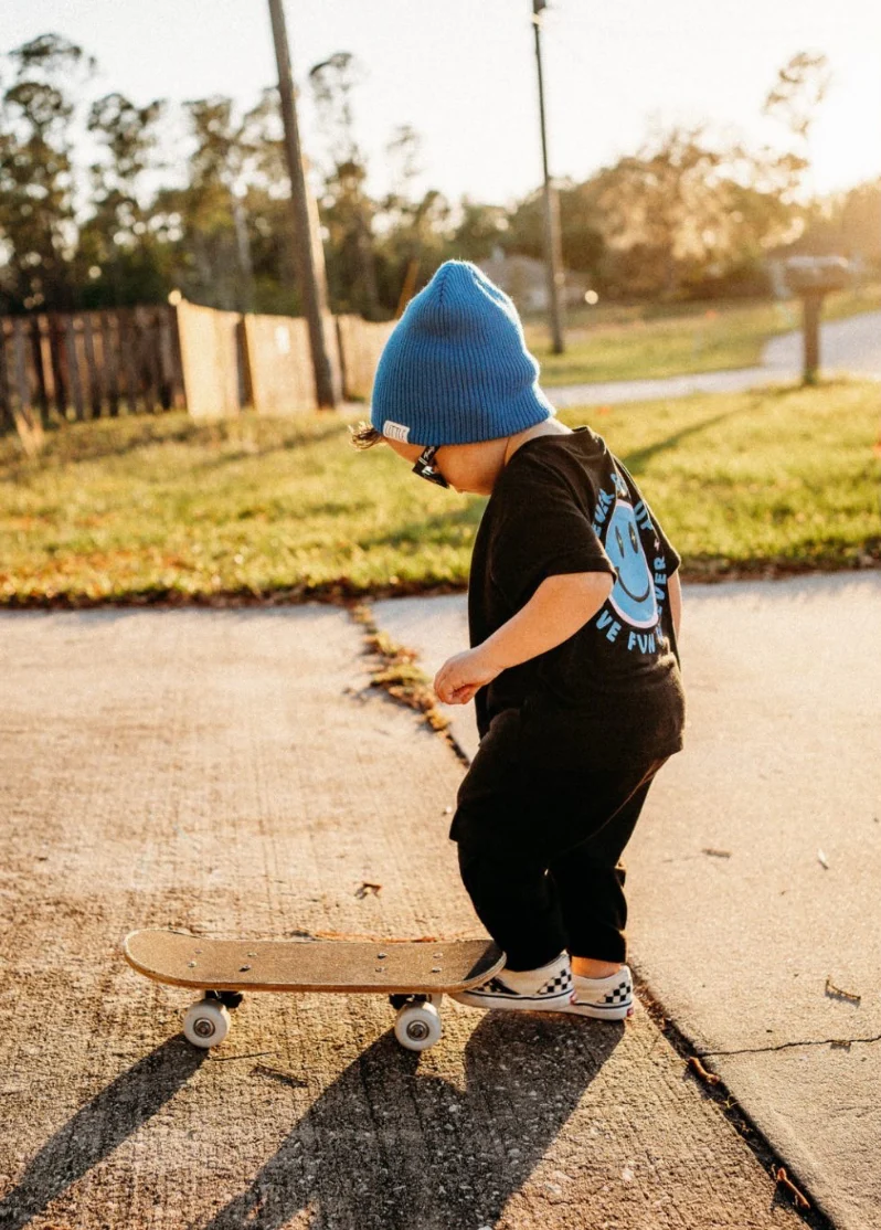 Never Grow Up T-Shirt Blue - Image 4