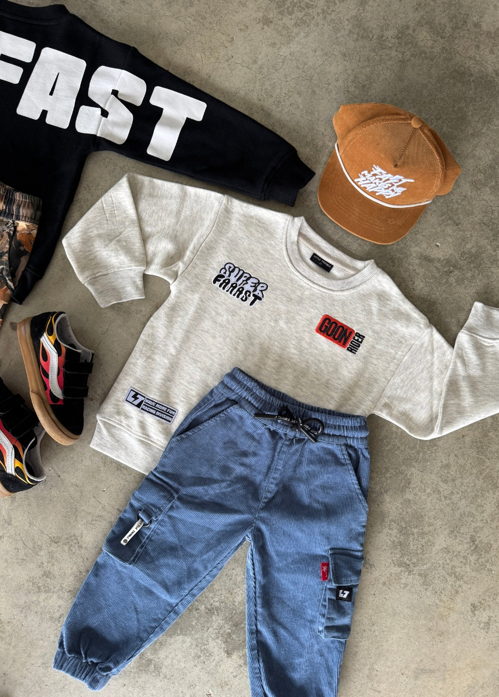 Too Fast Crewneck Heather Grey - Image 4